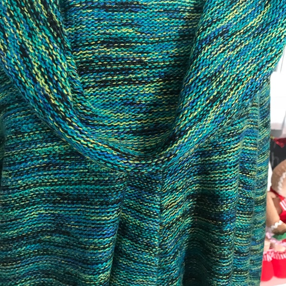 Lovely Plus Size Sweater - Picture 2 of 5